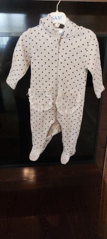 Kostyumlar: Məhsul: Geyim dəsti – kişi kostyumları və uşaqlar üçün paltarlar - — 7