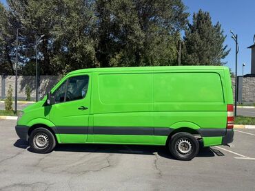 Легкий грузовой транспорт: Легкий грузовик, Mercedes-Benz — 10