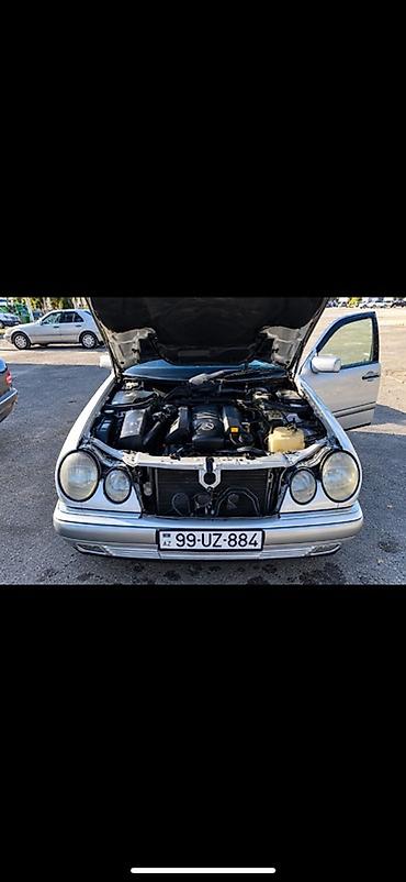 w210 kardan: Mercedes-Benz E 240 - Kuzov: 4 qapılı sedan, gümüşü rəng - Nömrə — 6