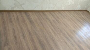Laminat: Laminant aboy lambir alçıpan emusya vurulması münasib qiymətə yüksək