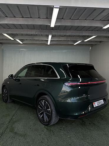 Продажа авто: Lixiang L6: 2025 г., 1.5 л, Автомат, Гибрид, Внедорожник — 5