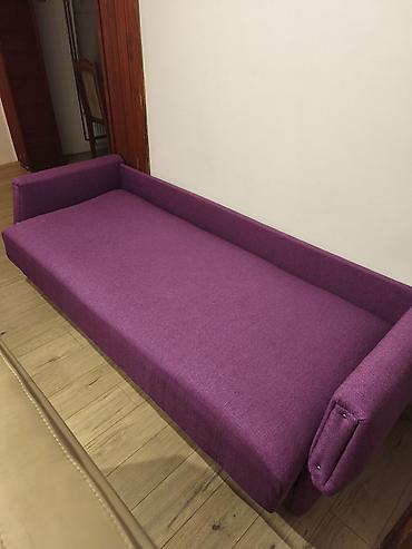 nameštaj za decu: Moderan jednoležaj – dnevna/ležaj sofa u ljubičastoj boji - Tip — 1