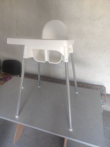 столы и стулья: Стульчик для кормления Для девочки, Для мальчика, Б/у