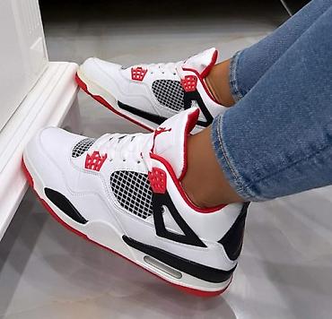 Patike: Jordan patike
36-46
Cena 3400 din — 17