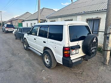 cd 70: Mitsubishi Pajero: 1994 г., 3 л, Механика, Бензин, Внедорожник — 2