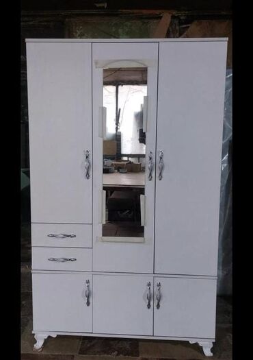 Dolablar: Açılan, 3 qapılı Düz dolab, Qarderob, paltar dolabı -da lalafo.az — 3 Dolablar: Açılan, 3 qapılı Düz dolab, Qarderob, paltar dolabı — 3