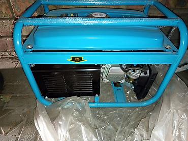 Бензиновый электрогенератор GENERATOR 6500AV (синий каркас) Основные