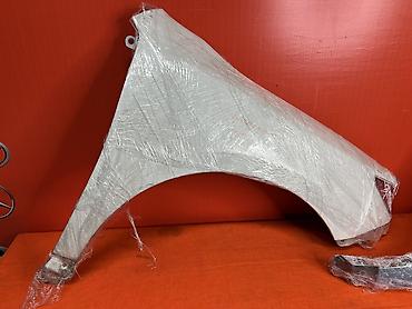 Крылья и комплектующие: Крыло Переднее правое Toyota, Оригинал — 7
