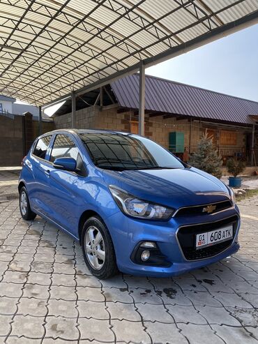 Chevrolet: Chevrolet Spark: 2016 г., 1 л, Вариатор, Бензин, Хэтчбэк