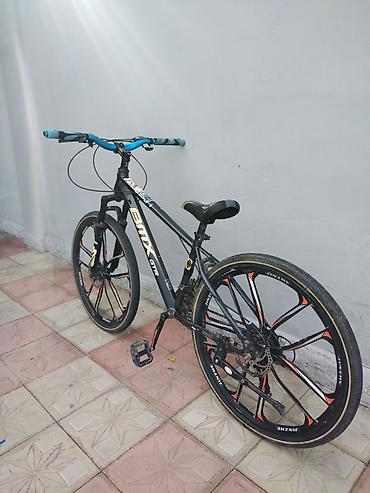 İdman velosipedləri: BMX GT-R dağ velosipedi - Rəng: qara, mavi və narıncı-aksentli - — 1