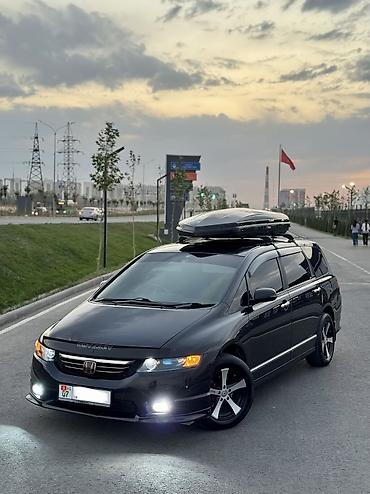 Honda Odyssey: 2005 г., 2.4 л, Вариатор, Бензин, Универсал at lalafo.kg Honda Odyssey: 2005 г., 2.4 л, Вариатор, Бензин, Универсал