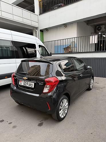 chevrolet camaro: Chevrolet Spark: 2017 г., 1 л, Автомат, Бензин — 2
