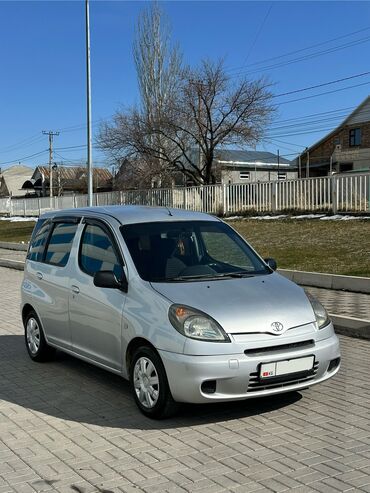 Toyota: Toyota Yaris: 2000 г., 1.3 л, Автомат, Бензин, Минивэн