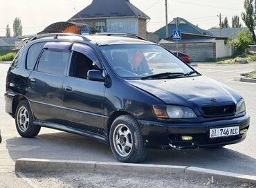 продаю аварийный машина: Toyota Ipsum: 1998 г., 2 л, Автомат, Бензин, Минивэн