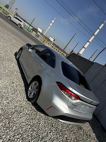 колонка для авто: Toyota Corolla: 2021 г., 1.8 л, Автомат, Бензин, Седан — 2
