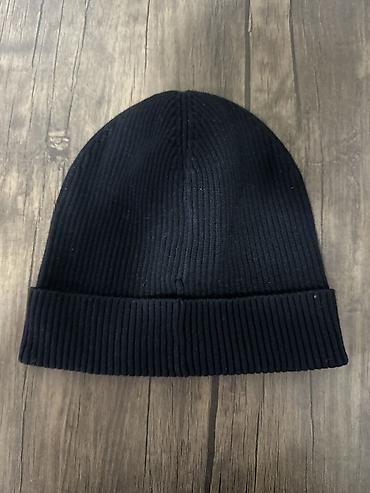 papaqlar kisi ucun: Qara trikotaj papaq (beanie) - Rəng: klassik qara - Model: qatlanan — 1