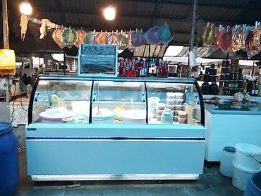 Məhsul: Soyuducu vitrin (market/kafe/şirniyyat-delikates üçün)