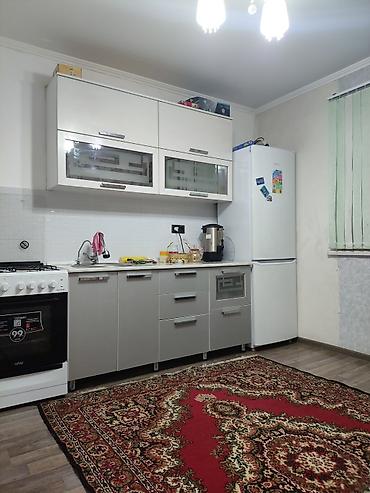 Долгосрочная аренда домов: 90 м², 3 комнаты — 3