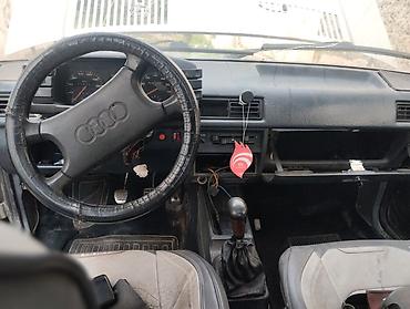 генерато: Audi 80: 1985 г., Механика, Бензин, Седан — 1