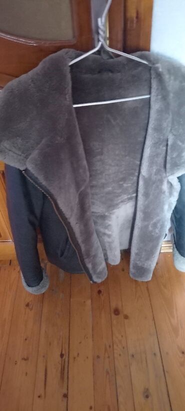 rubaskalar qadin ucun: Женская куртка XL (EU 42), цвет - Черный