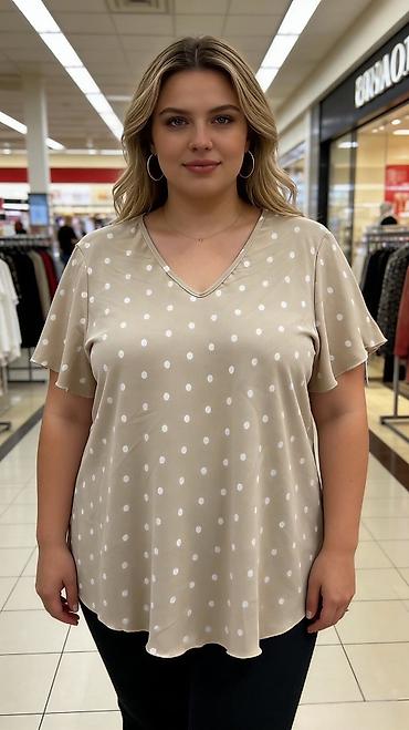 legend tunike: 06. Tunika za punije
2XL 3XL 4XL
Cena : 2.200 dinara H — 3