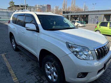 Toyota: Toyota Land Cruiser Prado: 2013 г., 2.7 л, Автомат, Бензин, Внедорожник