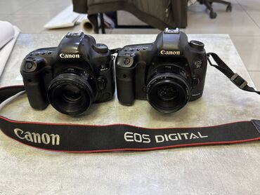 цифровая фотокамера: Срочно продаю два фотоаппарата 📸 Canon 5d mark 3 Canon 5d mark 4 Оба