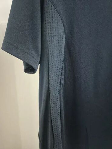 Majice: Nike Climacool majica, crna, u odličnom stanju. Veličina XL. Ramena — 4