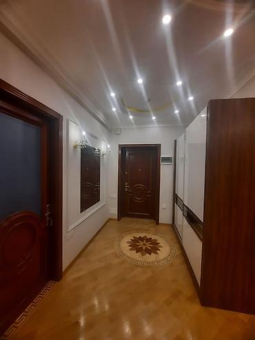 evler binede: 8-ci mikrorayon, 3 otaqlı, Yeni tikili, m. Azadlıq Prospekti, 150 kv. m — 7