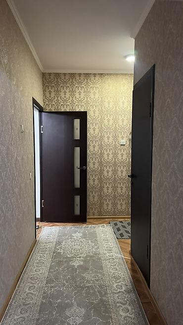 105: 1 комната, 40 м², 5 мкр 105 серия, 1 этаж, Старый ремонт — 7
