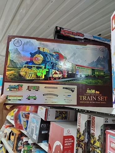 старый вагон: Игровой набор «Happy Departure Train Set» — электрическая — 1