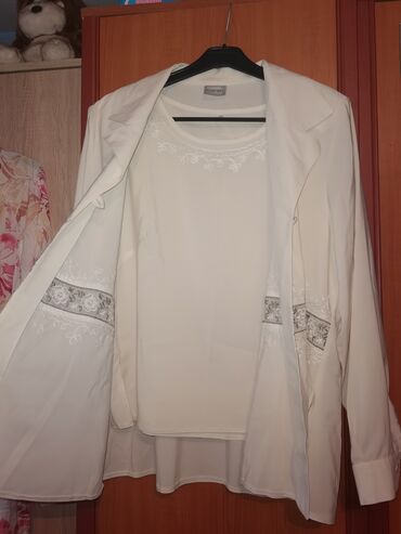 Kompleti: XL, Jednobojni na lalafo.rs — 9 Kompleti: XL, Jednobojni — 9