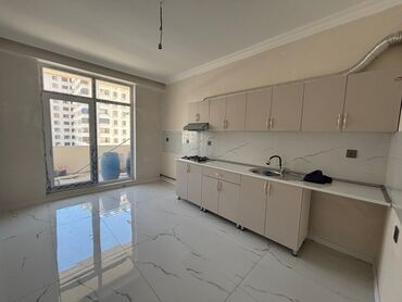 Uzunmüddətli kirayə mənzillər: Mənzilin təsviri: - Geniş və işıqlı otaqlar, iri pəncərələr sayəsində — 6