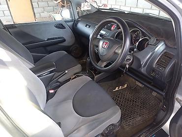 Honda: Honda Fit: 2002 г., 1.3 л, Вариатор, Бензин, Хэтчбэк — 8