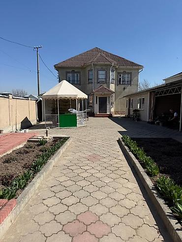 Продажа коттеджей и домов: Продается 2 этажный дом 290м2 Киргизия-1 Участок 10 соток Гараж на — 1