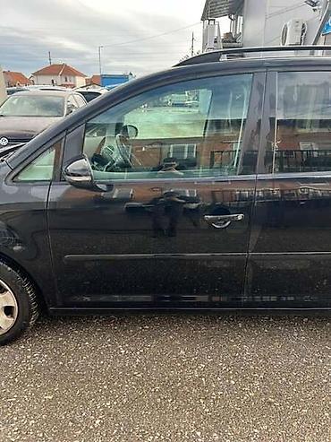 ford escort: PREDNJA LEVA VRATA ZA VOLKSWAGEN TOURAN OD 2010. DO 2015. GOD. | — 1