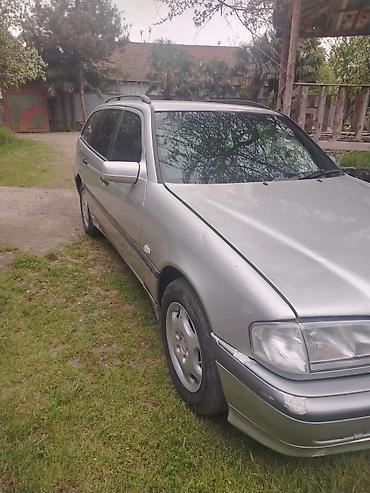 Mercedes-Benz: Mercedes-Benz 220: 2.2 l | 2000 il Universal — 2