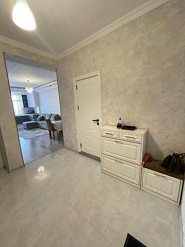 Mənzillər: Yeni Günəşli Massiv V, 3 otaqlı, Yeni tikili, m. Xalqlar Dostluğu, 67 kv. m — 6