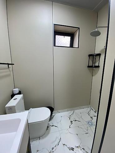 Продажа коттеджей и домов: 🏡 ҮЙ САТЫЛАТ 📍 Дареги: Манас шаары, Курманбек Аянты: 6 сотых Бөлмө — 7