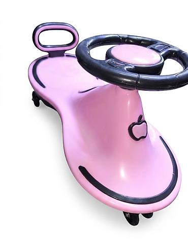 токалка ком: Детская каталка-кар Twister (wiggle car) — розовая - Тип: самоходная — 1