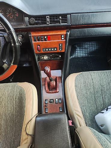 Mercedes-Benz: Mercedes-Benz W124: 1995 г., 2 л, Механика, Бензин, Универсал — 5