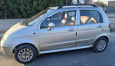 Компактный городской хэтчбек Matiz II (Best) серебристого цвета