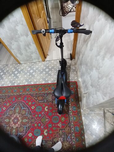 Elektrikli samokatlar: İşlənmiş Elektrik samokat 10", 351 - 500 Vt, 26 - 35 km/s, Ünvandan götürmə — 2