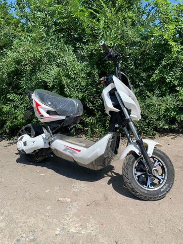 �������������� �� �������������� �������� в Кыргызстан | Другая мототехника: Продается новый электро скутера дизайн просто шикарный развивает
