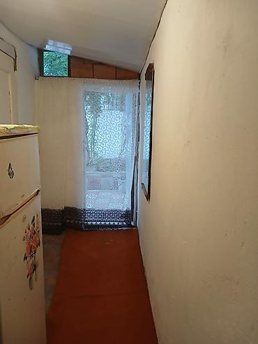 Kirayə evlər: 1 otaqlı həyət evi – sadə və səliqəli planlama - Otaq: işıqlı — 4