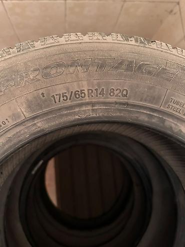 Шины: Комплект зимних шин Bridgestone Blizzak, 4 штуки. Размер: 175/65 R14 — 2