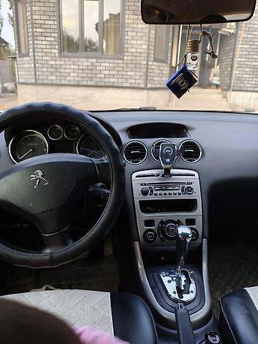 Peugeot: Peugeot 308: 2011 г., Хэтчбэк — 12