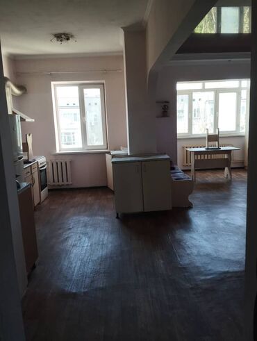 ищу квартиру 4000: 2 комнаты, 66 м², 105 серия, 5 этаж, Старый ремонт