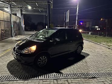 Honda: Honda Fit: 2006 г., 1.3 л, Вариатор, Бензин, Хэтчбэк — 3