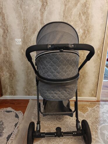 uşaq dublyonkaları: Klassik gəzinti arabası, İşlənmiş, Cins: Oğlan, Yaş: 1-6 ay, Ödənişli çatdırılma